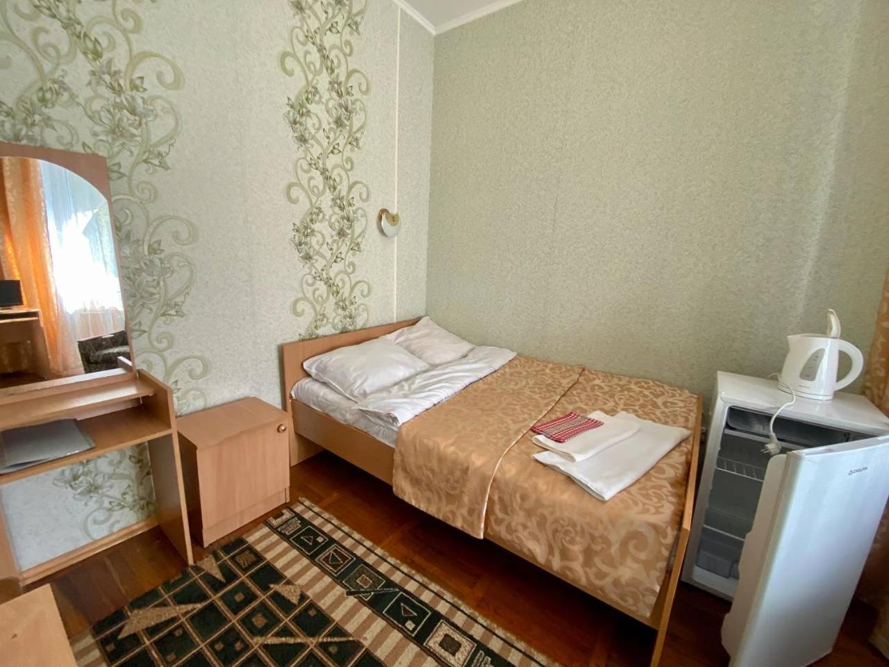 Санаторій Червона Калина Zhobryn Extérieur photo